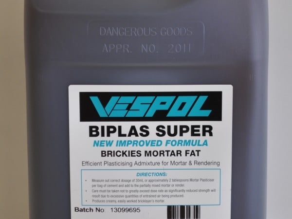 A bag of Biplas Dark compost from Parklea Sand and Soil. The compost is rich and dark in color, providing nourishment and improving soil quality for plants and gardens. Ideal for organic gardening and landscaping projects. Available at Parklea Sand & Soil Australia.
