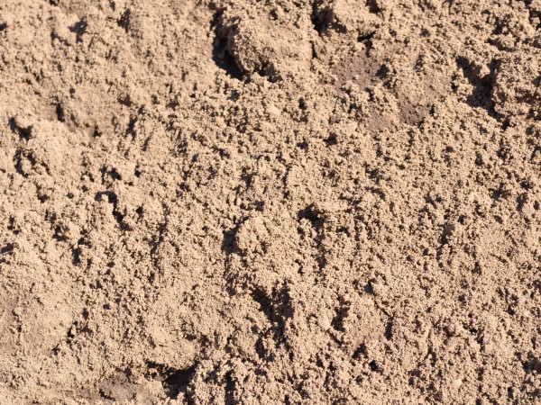 Topsoil is a naturally sandy soil that promotes drainage and fast turf growth. It is suitable for use as an underlay for new turf or to top dress established lawns. Topsoil is naturally more dense than 80/20 and has a higher clay content. Available at Parklea Sand & Soil Australia.